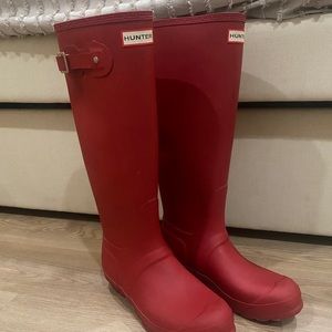 ❤️RED TALL HUNTER BOOTS❤️